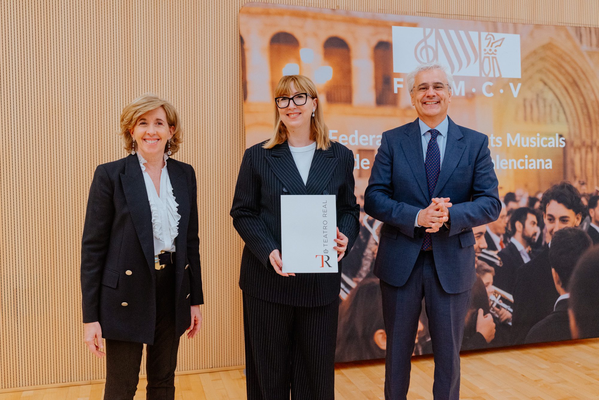 acto entrega donacion Teatro Real 3