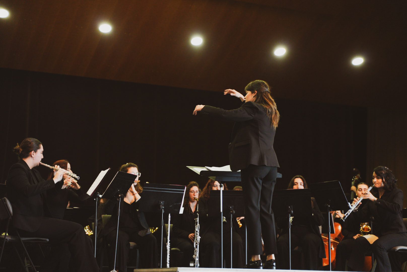 La Banda Sinfónica de Mujeres de la Federación de Sociedades Musicales de la Comunitat Valenciana ha abierto el plazo para la recepción de candidaturas a la dirección musical para la temporada 2026. 1 DSC08815
