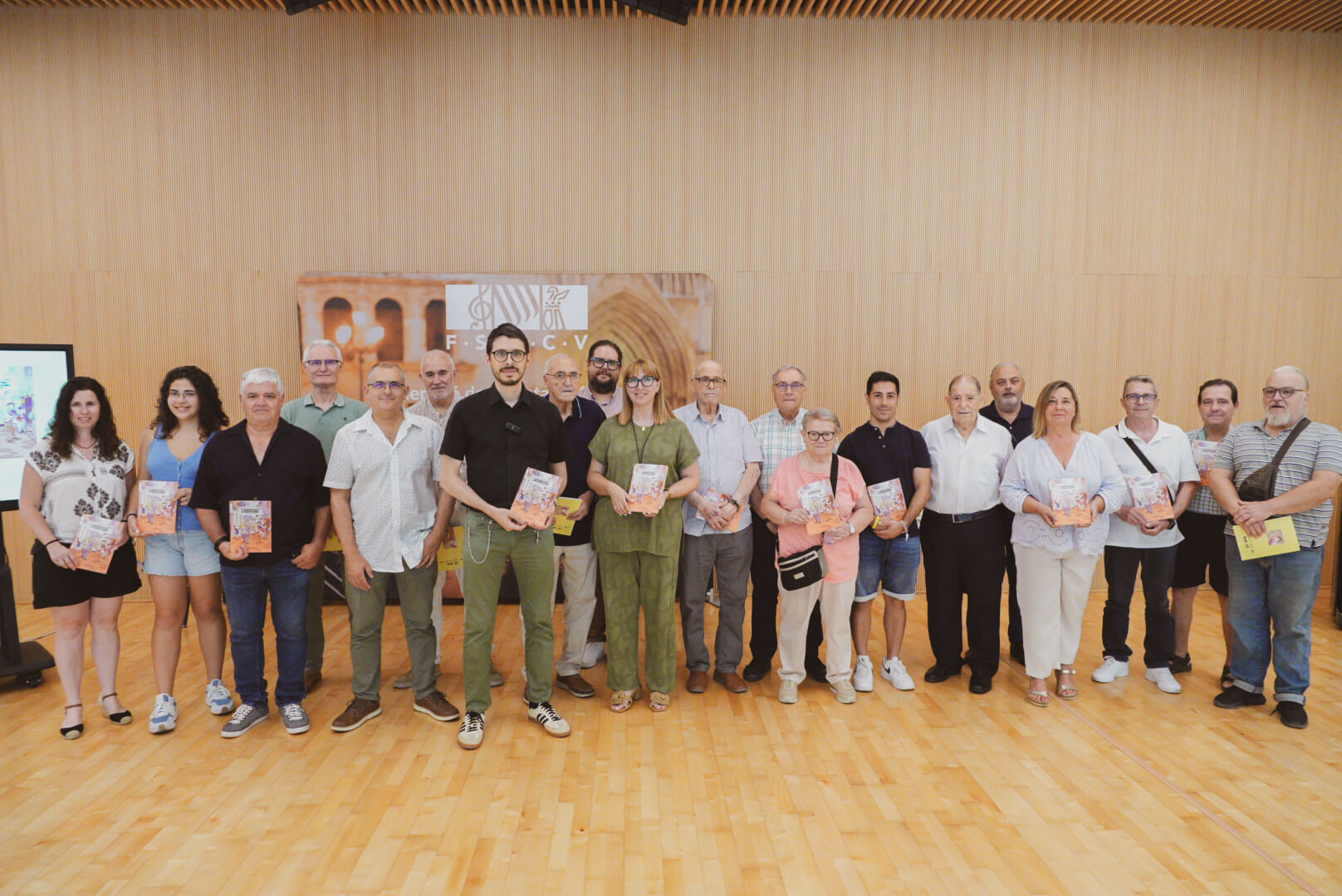 La FSMCV presenta «El bombardino que nunca dejó de sonar»: un cómic sobre la reconstrucción de las sociedades musicales tras la DANA 1 Foto 2 La FSMCV presenta El bombardino que nunca dejo de sonar un comic sobre la reconstruccion de las sociedades musicales